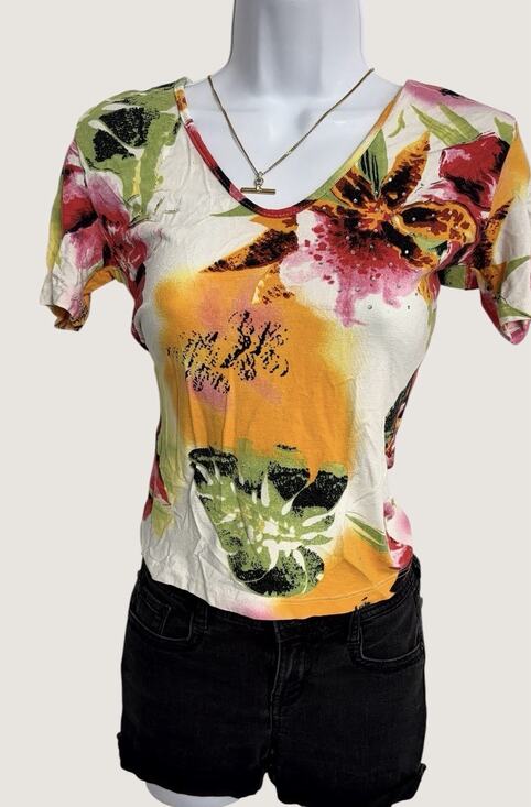 Sempati Tops - Women’s Floral Print Short Sleeve Top | Tropical Botanical | Bright Multicolor
